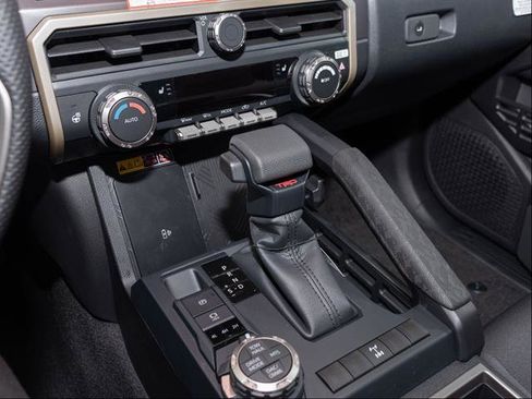 New 2026 Toyota Tacoma TRD Off-Road AWD/4WD image 16