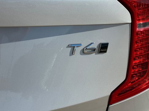 Used 2019 Volvo XC90 T6 Momentum w/ Advanced Package image 36