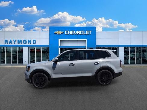 Certified 2025 Kia Telluride SX X-Line AWD/4WD image 6