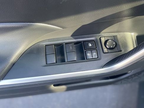 Used 2024 Toyota RAV4 LE AWD/4WD image 15