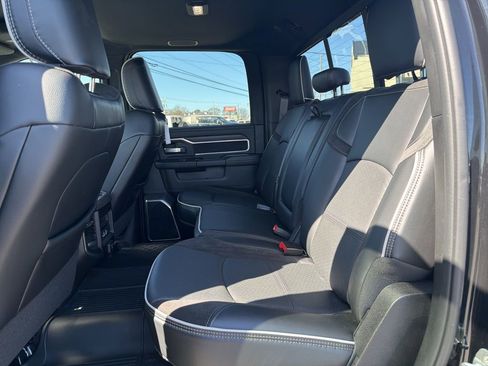 Used 2025 RAM 2500 Laramie w/ Night Edition image 25