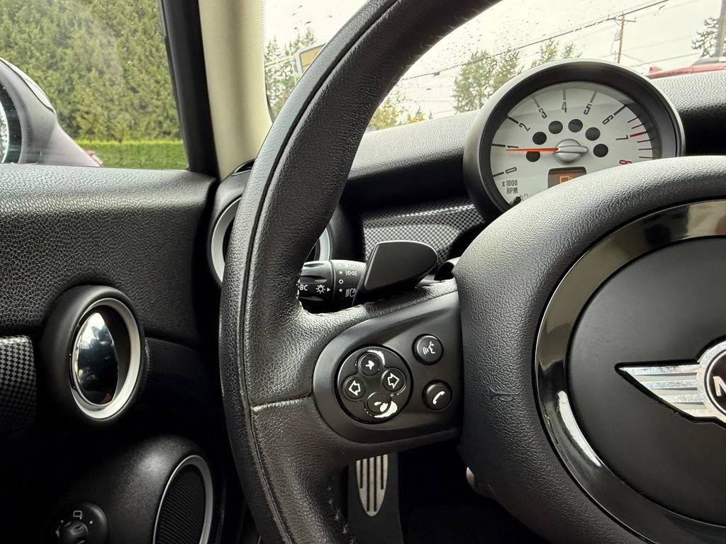 Used 2013 MINI Cooper S FWD image 20