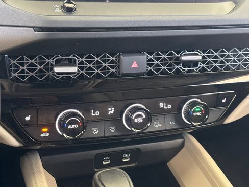 Used 2024 Honda Accord EX-L image 18