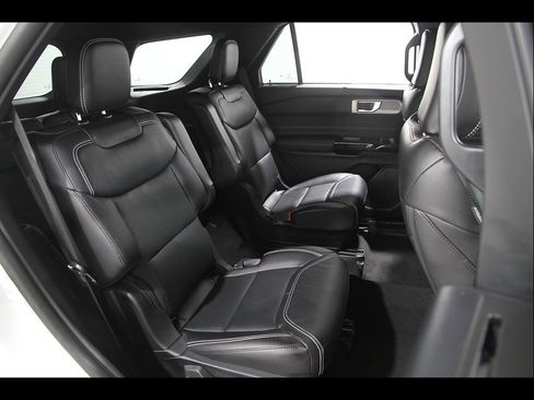 Used 2023 Ford Explorer ST w/ Equipment Group 401A AWD/4WD image 20