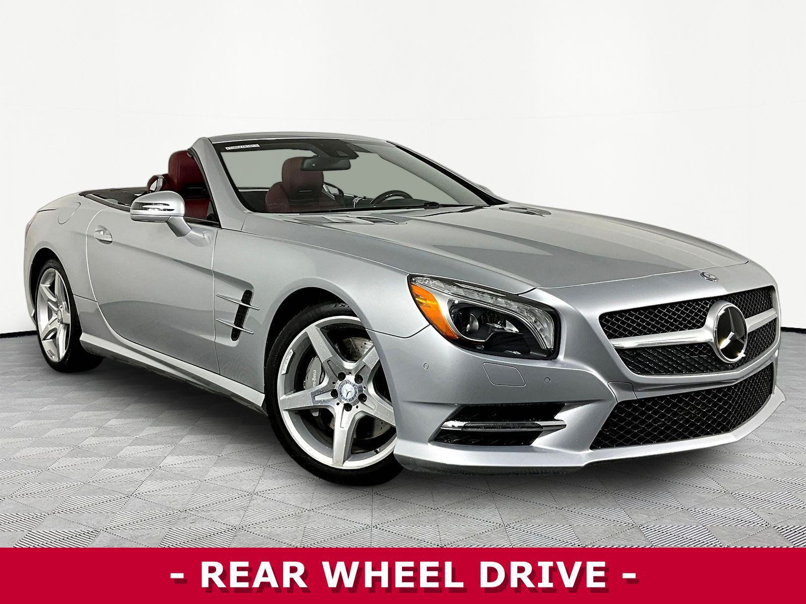 Used 2014 Mercedes-Benz SL 550 image 3