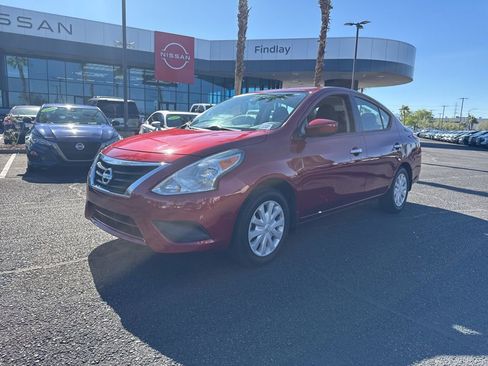 Used 2017 Nissan Versa SV image 1