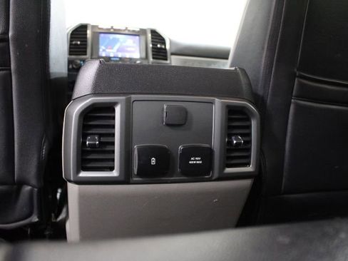 Used 2021 Ford F250 XLT w/ XLT Premium Package image 26