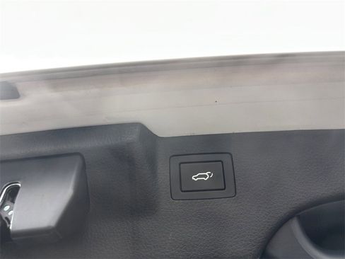 Used 2015 Kia Sorento SX image 20