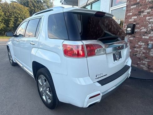 Used 2015 GMC Terrain Denali w/ Cargo Package AWD/4WD image 7