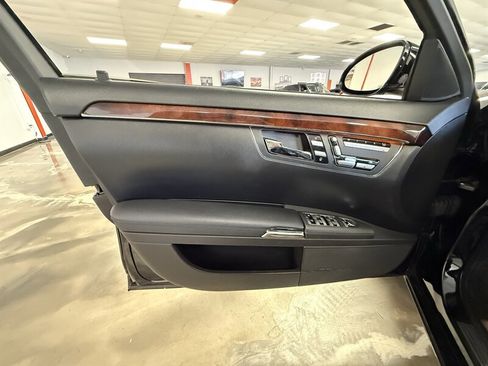 Used 2007 Mercedes-Benz S 550 image 15