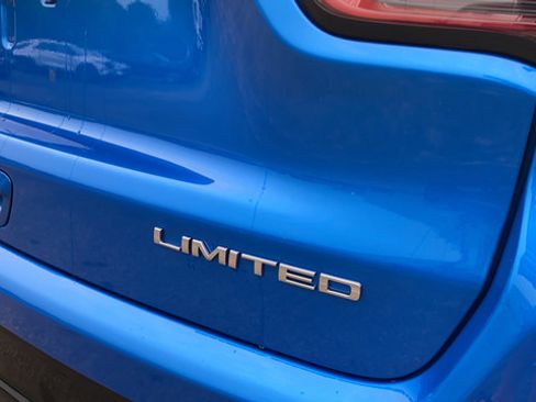 Used 2022 Jeep Compass Limited w/ Elite Group AWD/4WD image 31