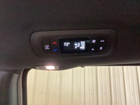 New 2026 Chrysler Pacifica Limited AWD/4WD image 37