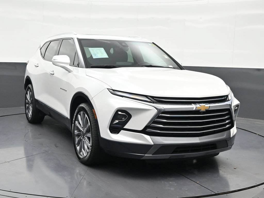 Used 2023 Chevrolet Blazer Premier w/ Driver Confidence II Package FWD image 8