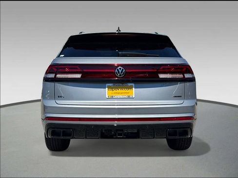 New 2026 Volkswagen Atlas Cross Sport SEL R-Line image 5