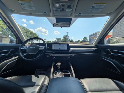 Used 2025 Kia Telluride S FWD image 24