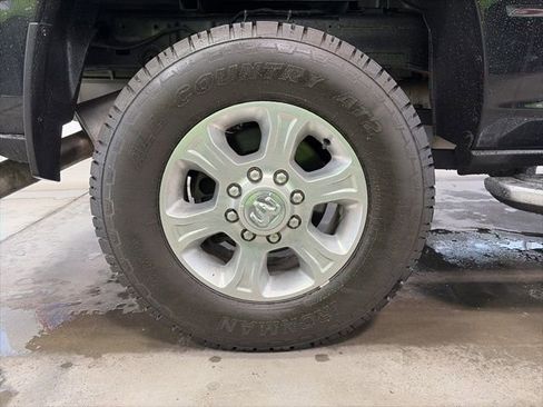 Certified 2024 RAM 2500 Big Horn w/ Bed Utility Group image 9