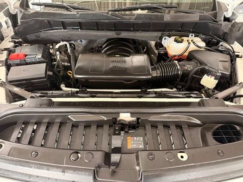 Used 2023 Chevrolet Silverado 1500 RST AWD/4WD image 30