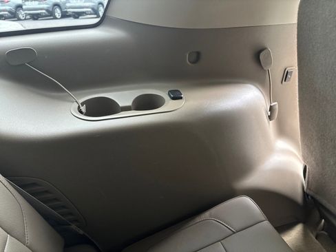 Used 2015 Chevrolet Tahoe LTZ image 40