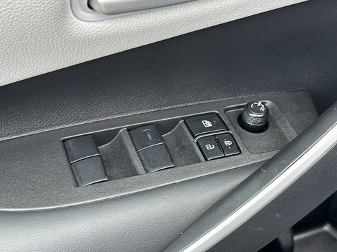 Used 2022 Toyota Corolla SE image 12