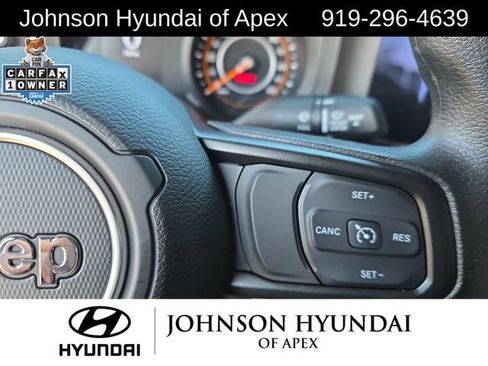 Used 2025 Jeep Wrangler Sport image 26