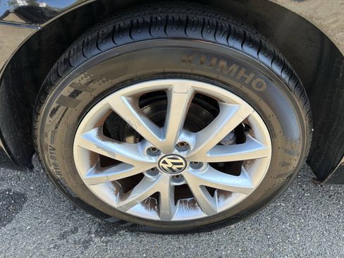 Used 2013 Volkswagen Jetta SE FWD image 26