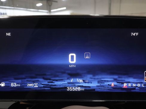 Certified 2025 Chevrolet Tahoe LT image 12