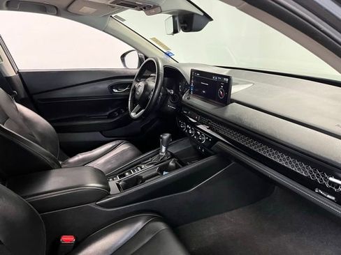Used 2024 Honda Accord Touring image 11