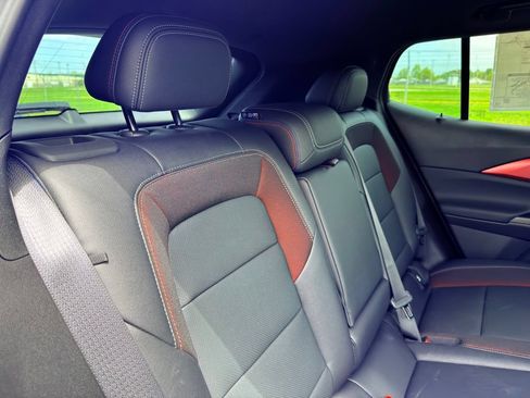 New 2026 Chevrolet Equinox EV RS FWD image 31