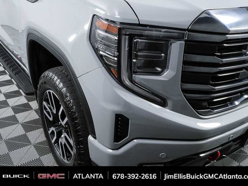 Used 2024 GMC Sierra 1500 AT4 w/ AT4 Premium Package AWD/4WD image 34