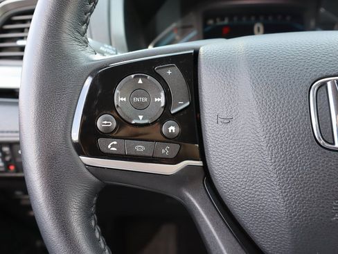 Used 2023 Honda Odyssey Touring image 7