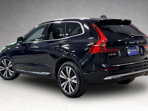 Certified 2023 Volvo XC60 B5 Plus w/ Climate Package AWD/4WD image 4