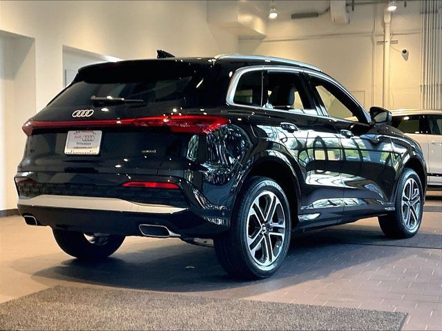 New 2026 Audi Q5 Premium AWD/4WD image 2