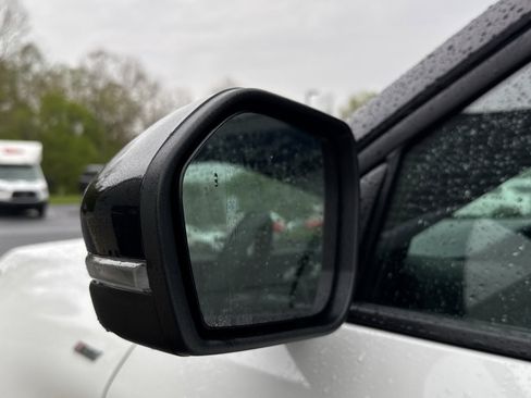 New 2026 Ford Explorer ST-Line image 25