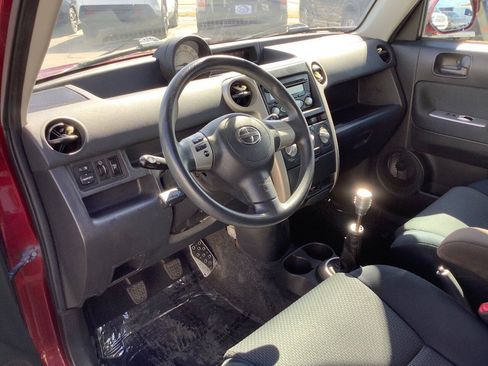 Used 2006 Scion xB FWD image 24