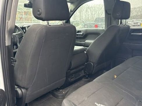 Used 2021 Chevrolet Silverado 1500 Custom Trail Boss w/ LPO, Dark Essentials Package AWD/4WD image 8