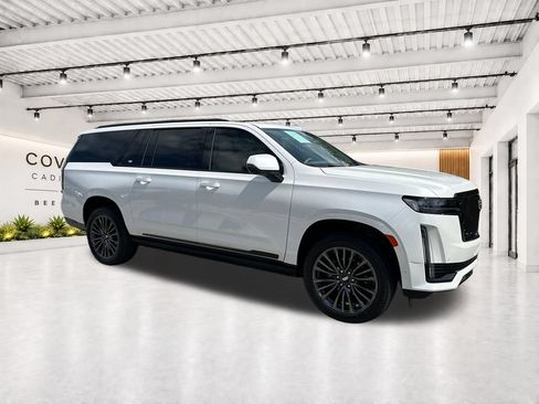 Used 2024 Cadillac Escalade ESV Sport Platinum AWD/4WD image 17