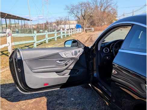 Used 2017 Mercedes-Benz C 300 4MATIC Coupe image 9