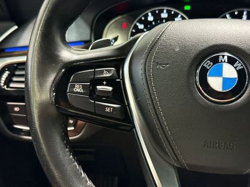 Used 2018 BMW 530i w/ Premium Package RWD image 15