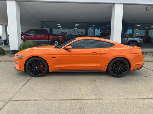 Used 2020 Ford Mustang GT Premium w/ Ford Safe & Smart Package RWD image 9