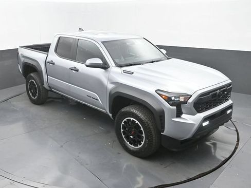 Used 2026 Toyota Tacoma TRD Off-Road AWD/4WD image 27