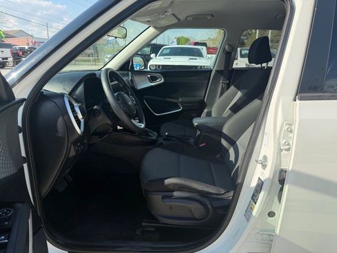 Used 2022 Kia Soul LX w/ Technology Package FWD image 21