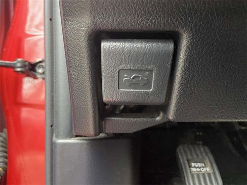 Used 2021 Toyota 4Runner Limited image 30