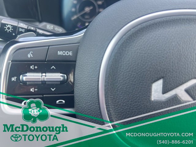 Used 2023 Kia Sorento SX AWD/4WD image 24
