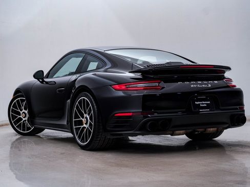 Used 2019 Porsche 911 Turbo S image 3