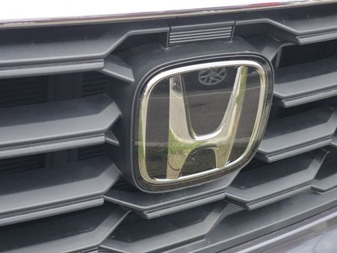 Used 2024 Honda Pilot EX-L image 9