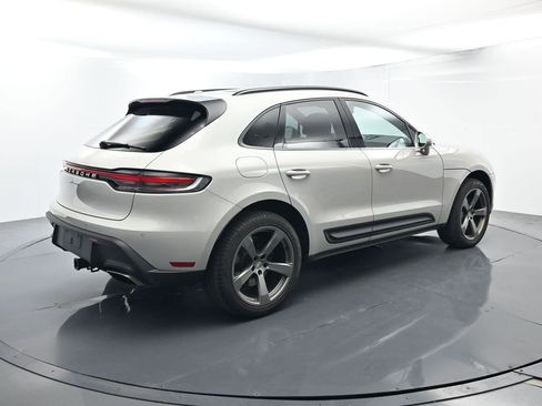 Certified 2025 Porsche Macan AWD/4WD image 15
