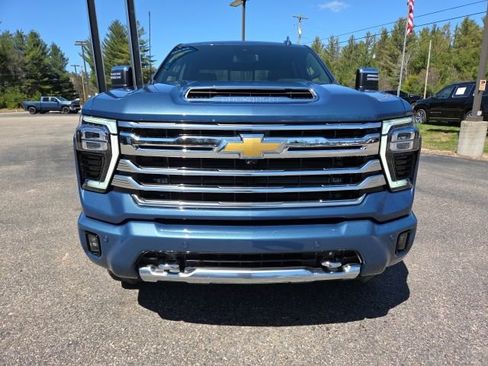 New 2026 Chevrolet Silverado 2500 High Country w/ Z71 Off-Road Package AWD/4WD image 2