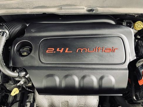 Used 2018 Jeep Renegade Latitude image 7