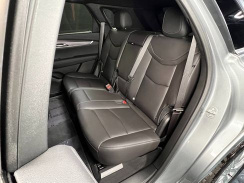 Used 2025 Cadillac XT5 Luxury image 12