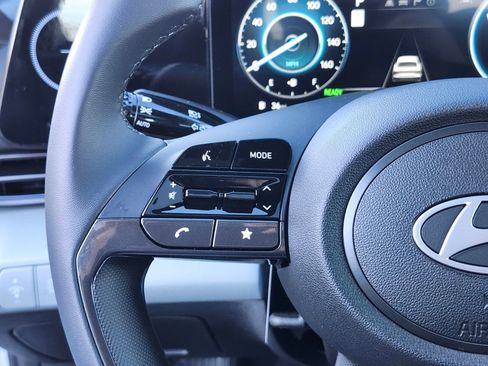 New 2026 Hyundai Elantra Limited FWD image 30